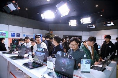 神影領(lǐng)銜，引爆未來 微星筆記本交流體驗(yàn)會(huì)暨計(jì)算機(jī)軟硬件研發(fā)新趨勢回顧